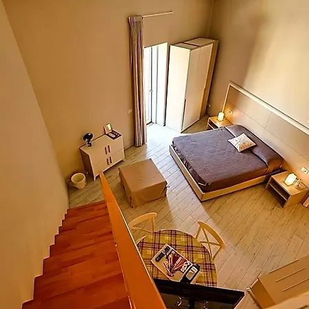 Le 4*