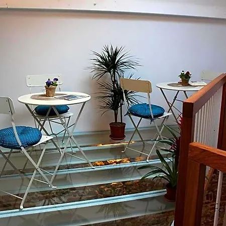 Le Hotel 4*
